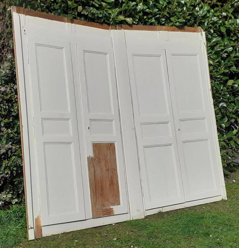Pair of 19th-century cupboard doors and frame, woodwork