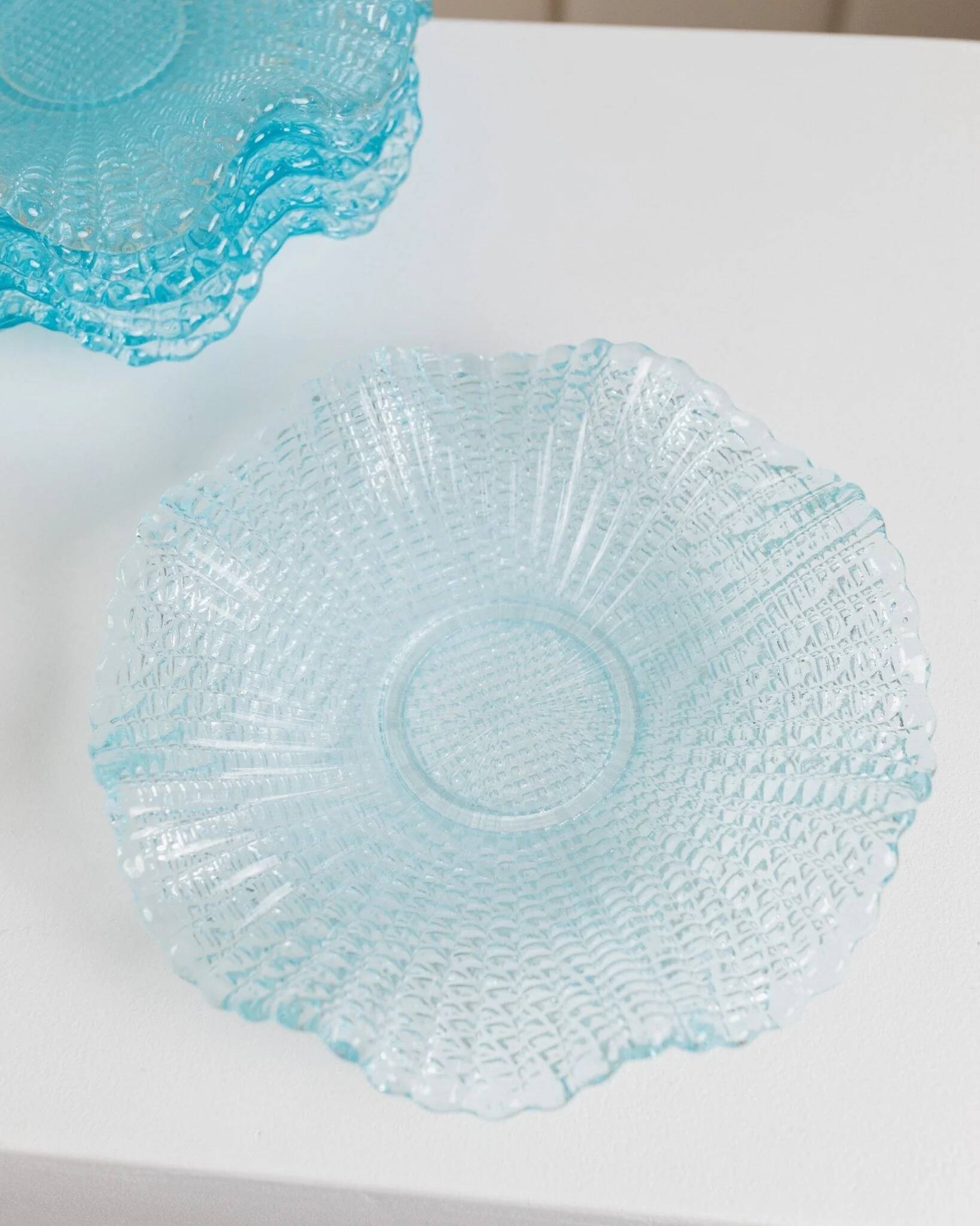 Six-piece turquoise crystal glass bowls, vintage 1980s, ruffled scalloped rims, pressed texture