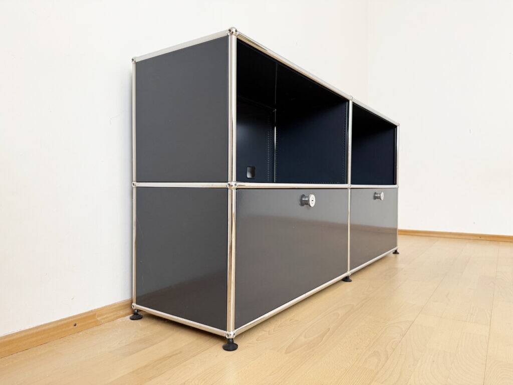 USM Haller sideboard, medium grey RAL 7004, 4 compartments with 2 flaps, Switzerland, 2000s