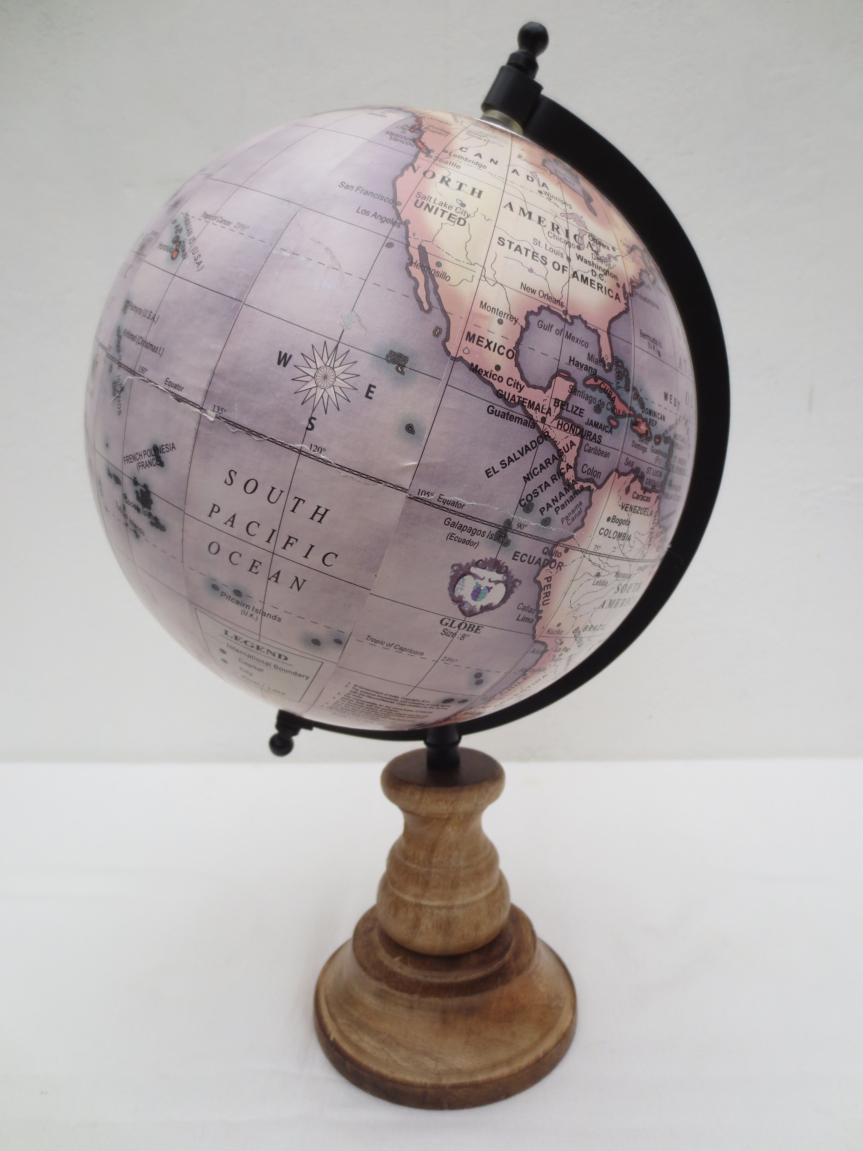 adorable little wooden foot world map