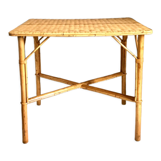 Rattan table