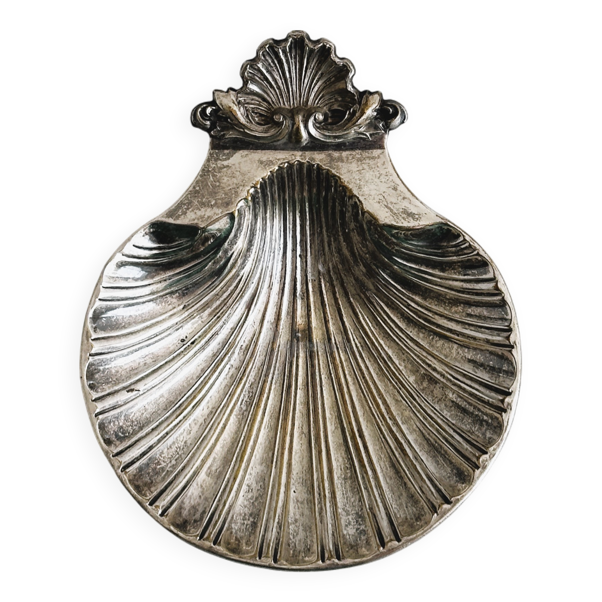 Metal shell pocket emptier