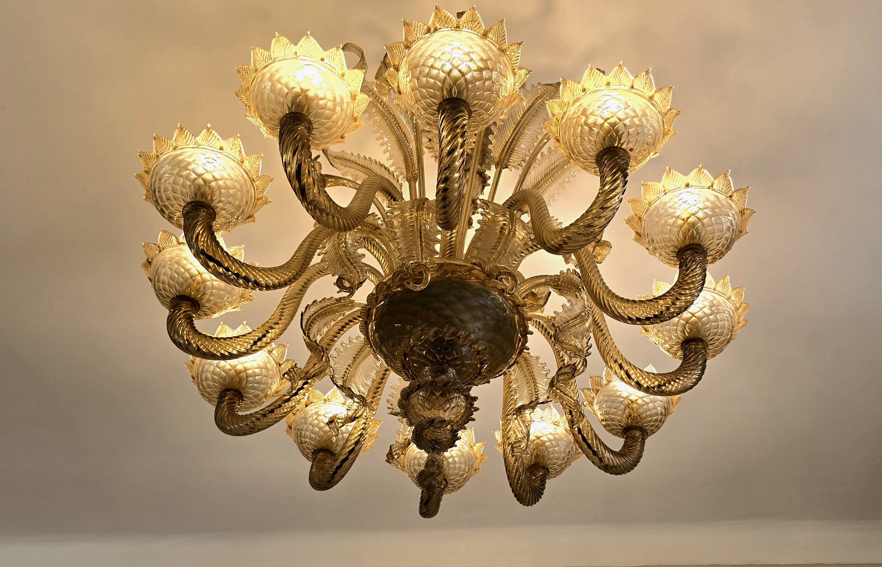 Large Murano glass chandelier – 12 lights – early 20th century