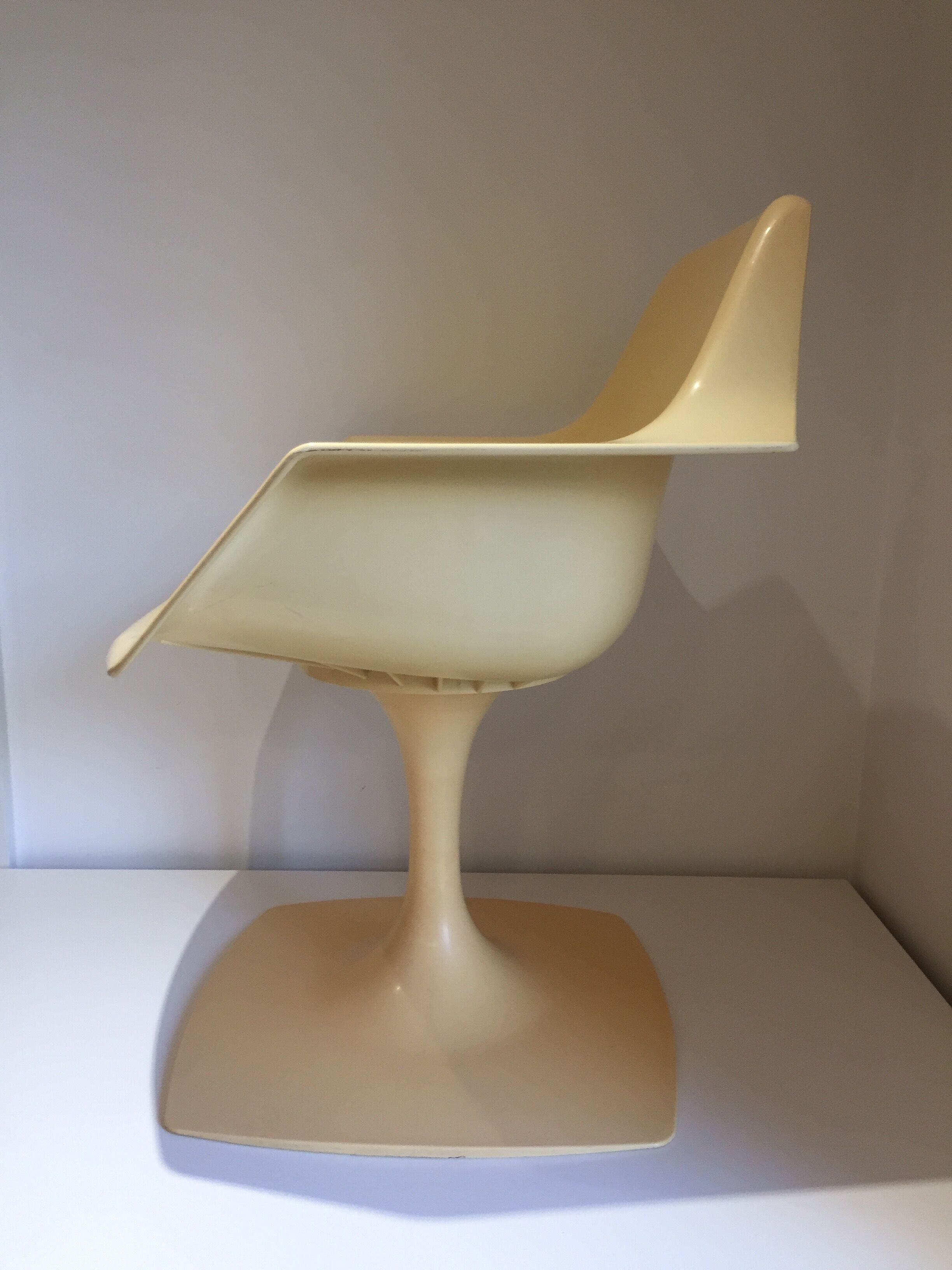 Swivel armchair design Orlowski for Stamp Nurieux, France, year 1970