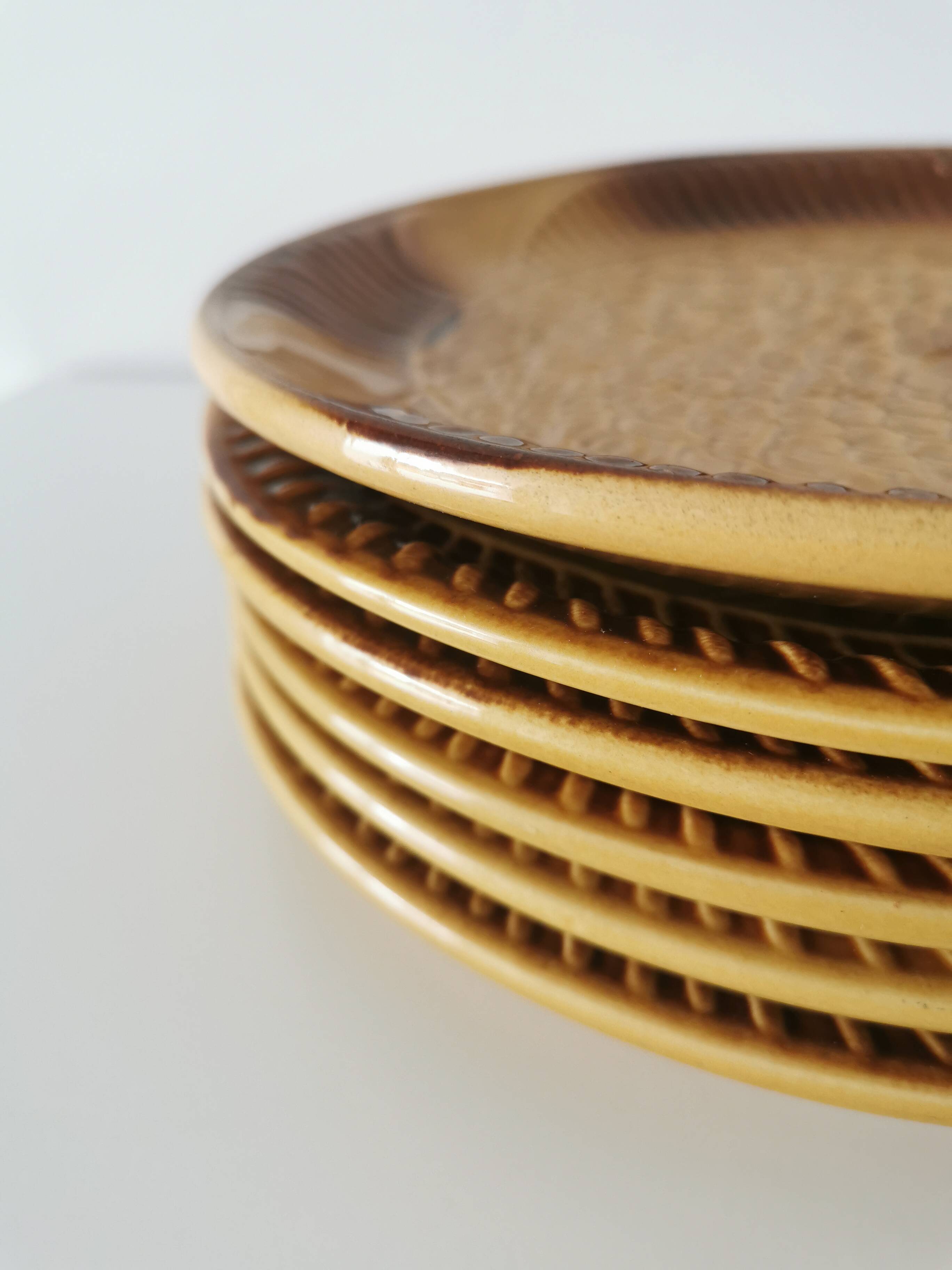 Set of 6 Vintage Fish Plates Set: 1970s KIL Yugoslavia Retro Serving Dishes