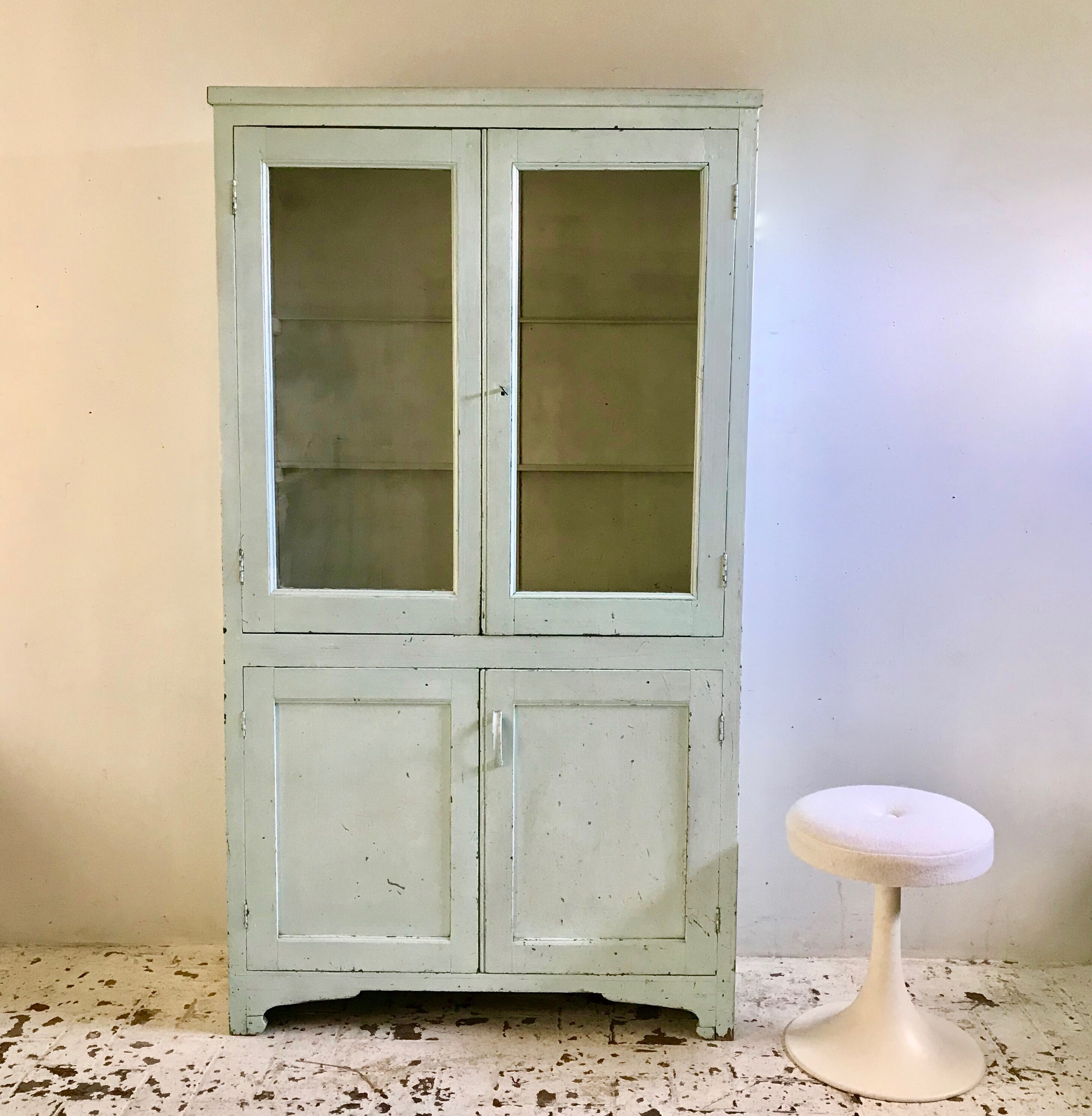 Early 20th century China buffet