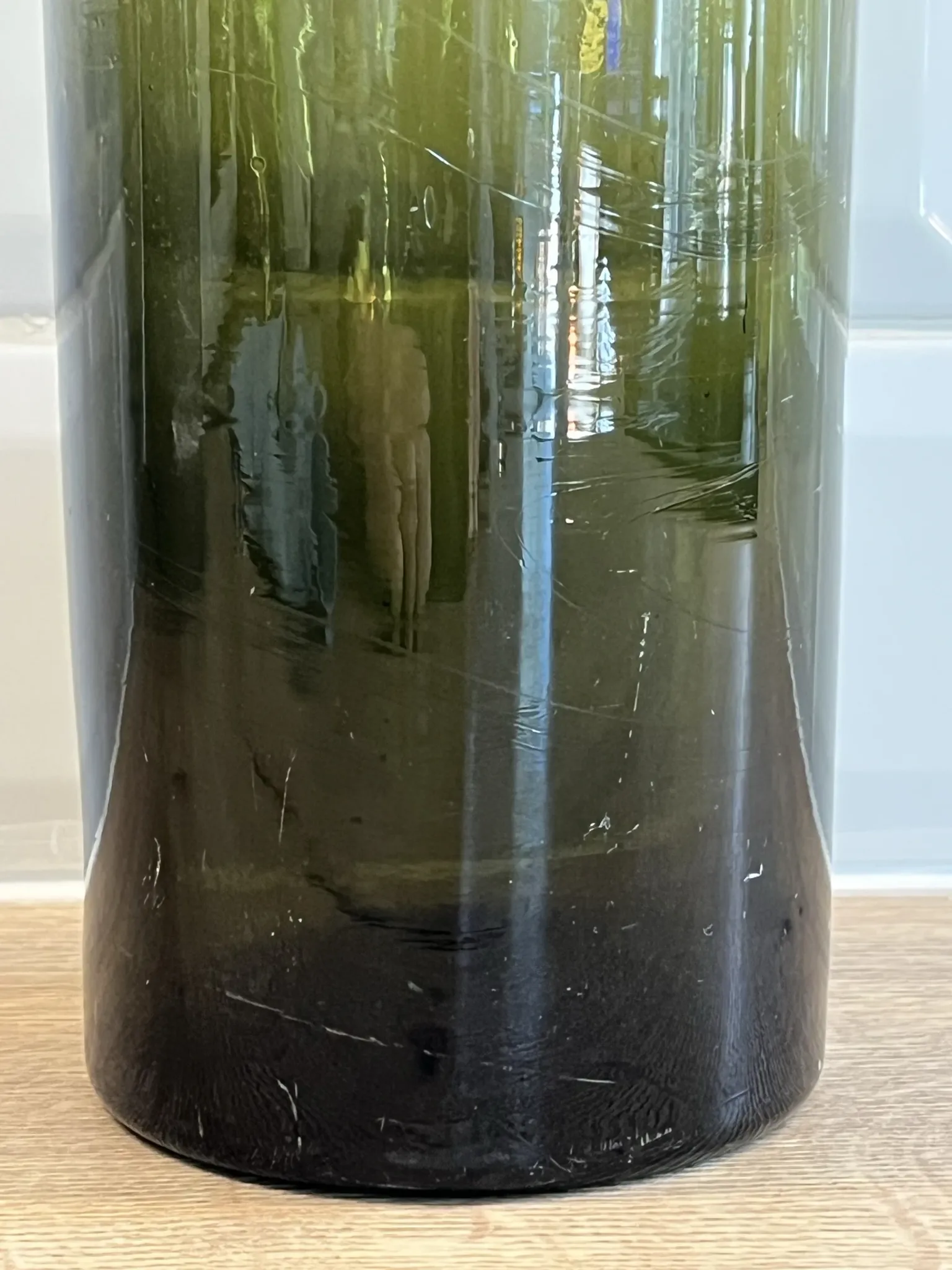 Glass vase bottle