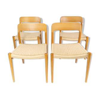 Lot de 4 chaises modèle 75, en chêne et corde par N.O. Møller des années 1960