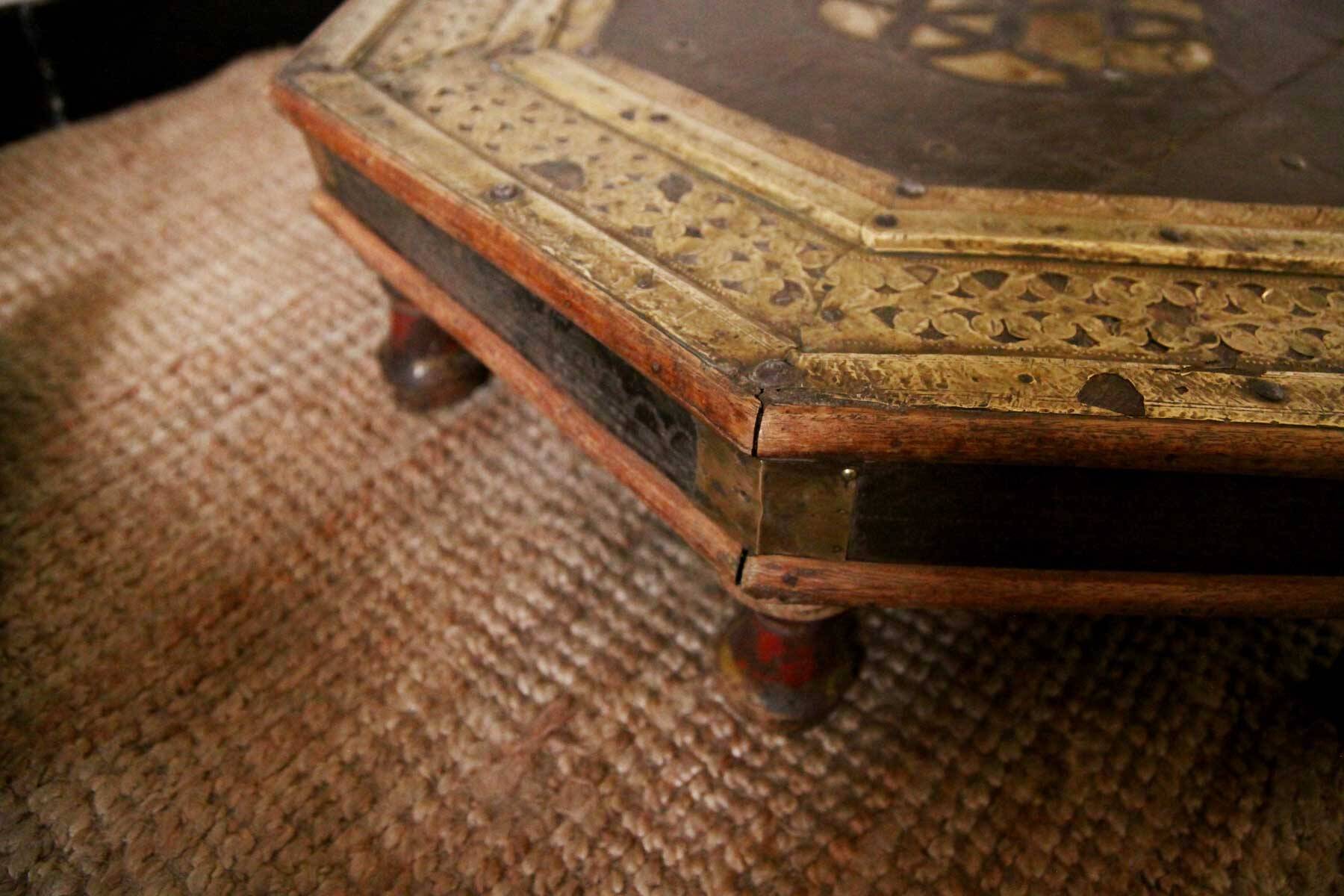 Bajot Indian coffee table