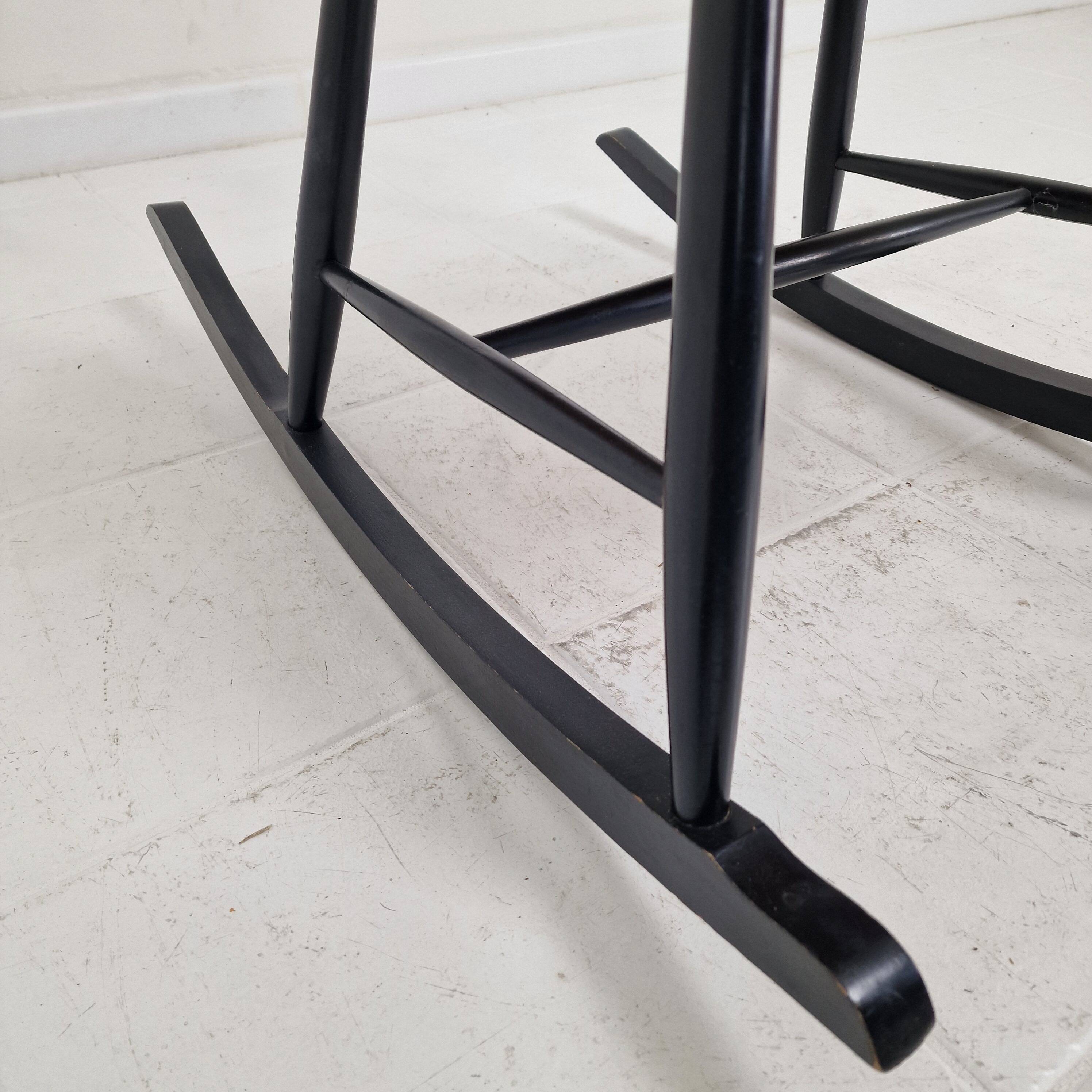 Rocking chair designed by Ilmari Tapiovaara for Asko, Finland, 1960's