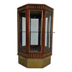 Vitrine octogonale du