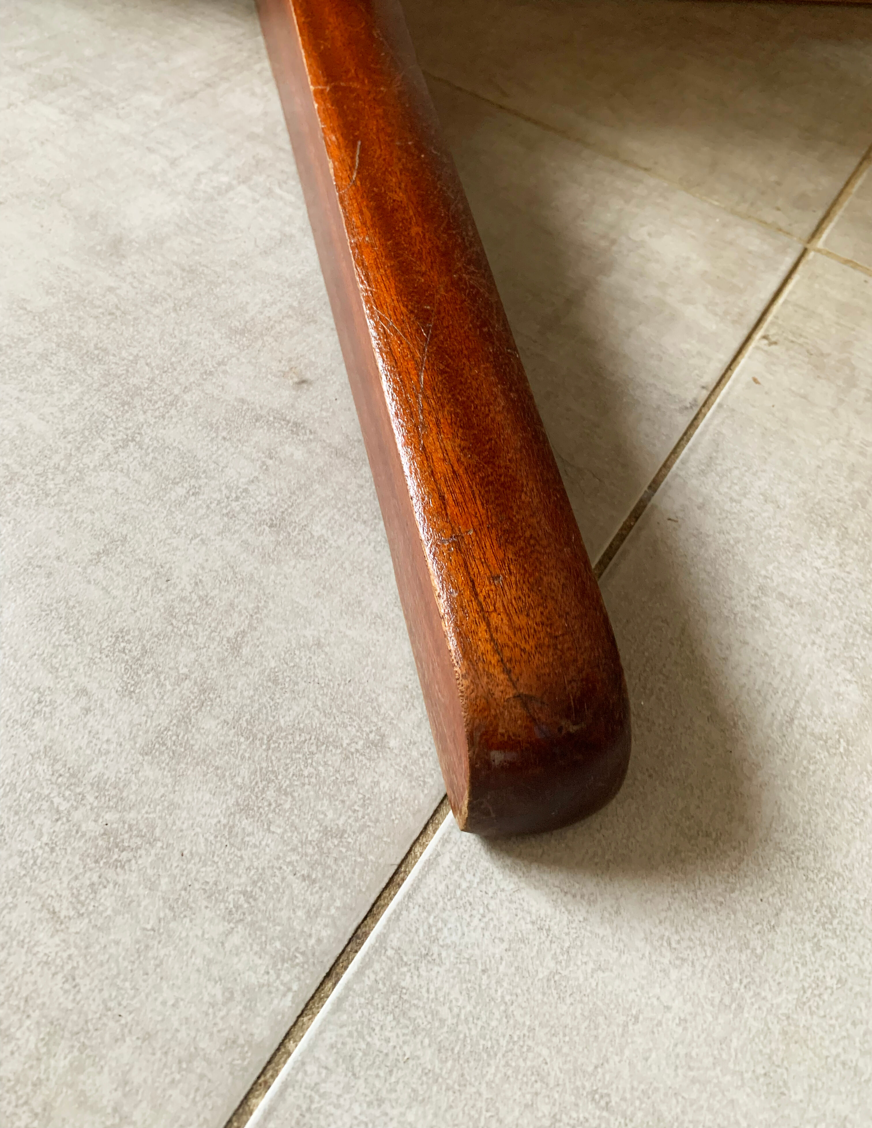 Vintage round Scandinavian table with extendable star center leg