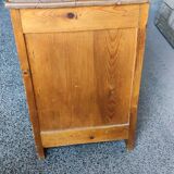 Two-door pine-picker buffet