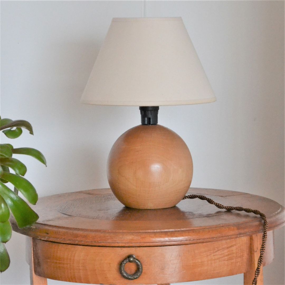 Table lamp, wooden ball foot