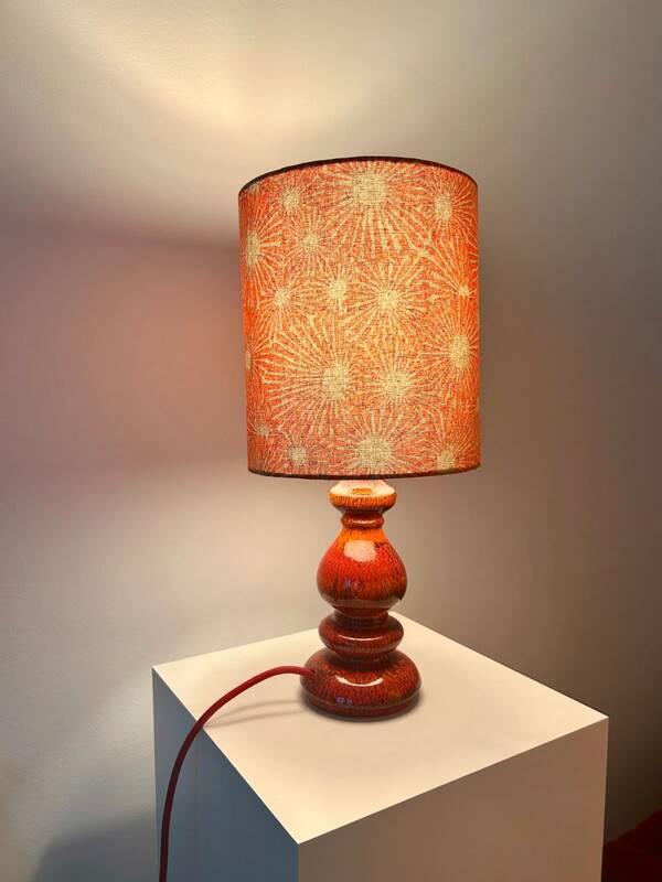 Lampe fat lava atmosphérique - nouvelle électricité, nouvel abat-jour