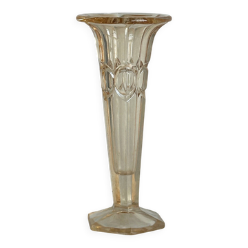 Small Art Deco vase in pale pink glass