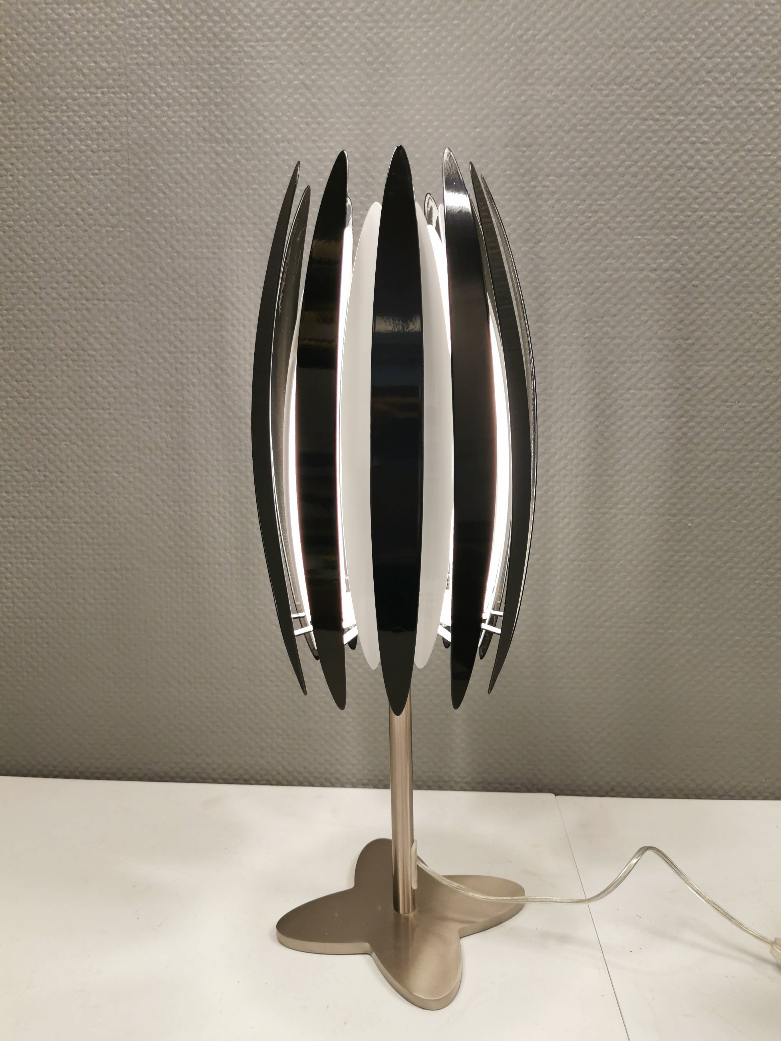 Large table lamp designed by Benny Frandsen for Frandsen Lightning in the mid-1980s.