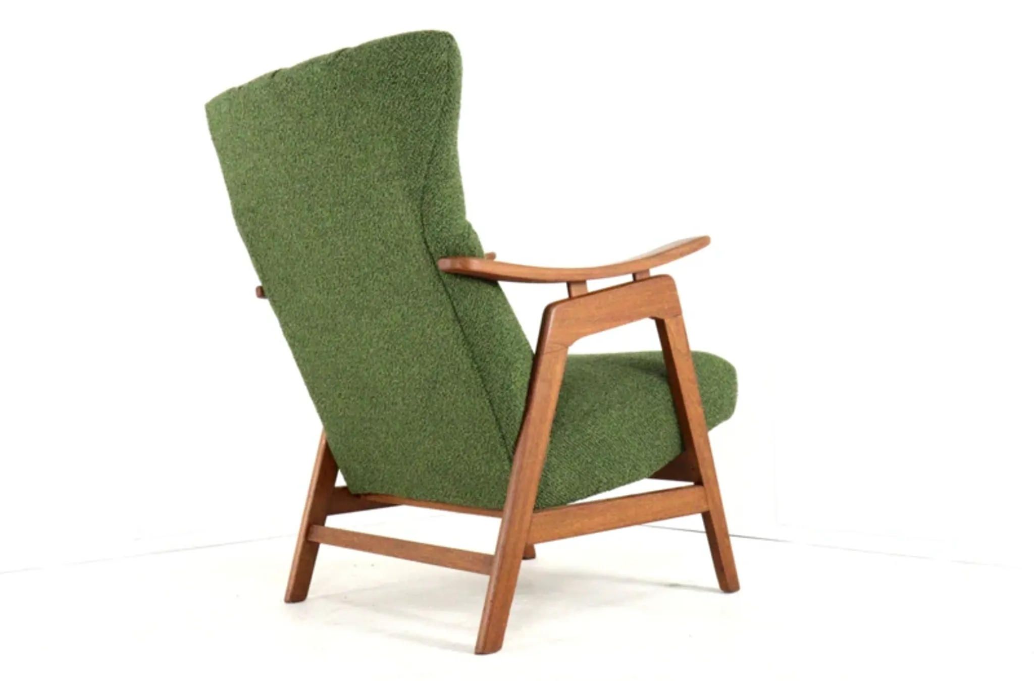 vintage easy Chair 'Bovensmilde' | fully restored / new upholstery