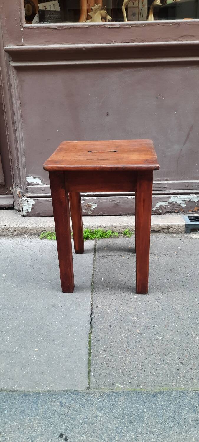 Workshop stool