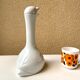 Carafe animalière grande oie en porcelaine blanche vintage années 80