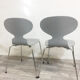 2 chaises "fourmi" Jacobsen, ed. Fritz Hansen, 2002