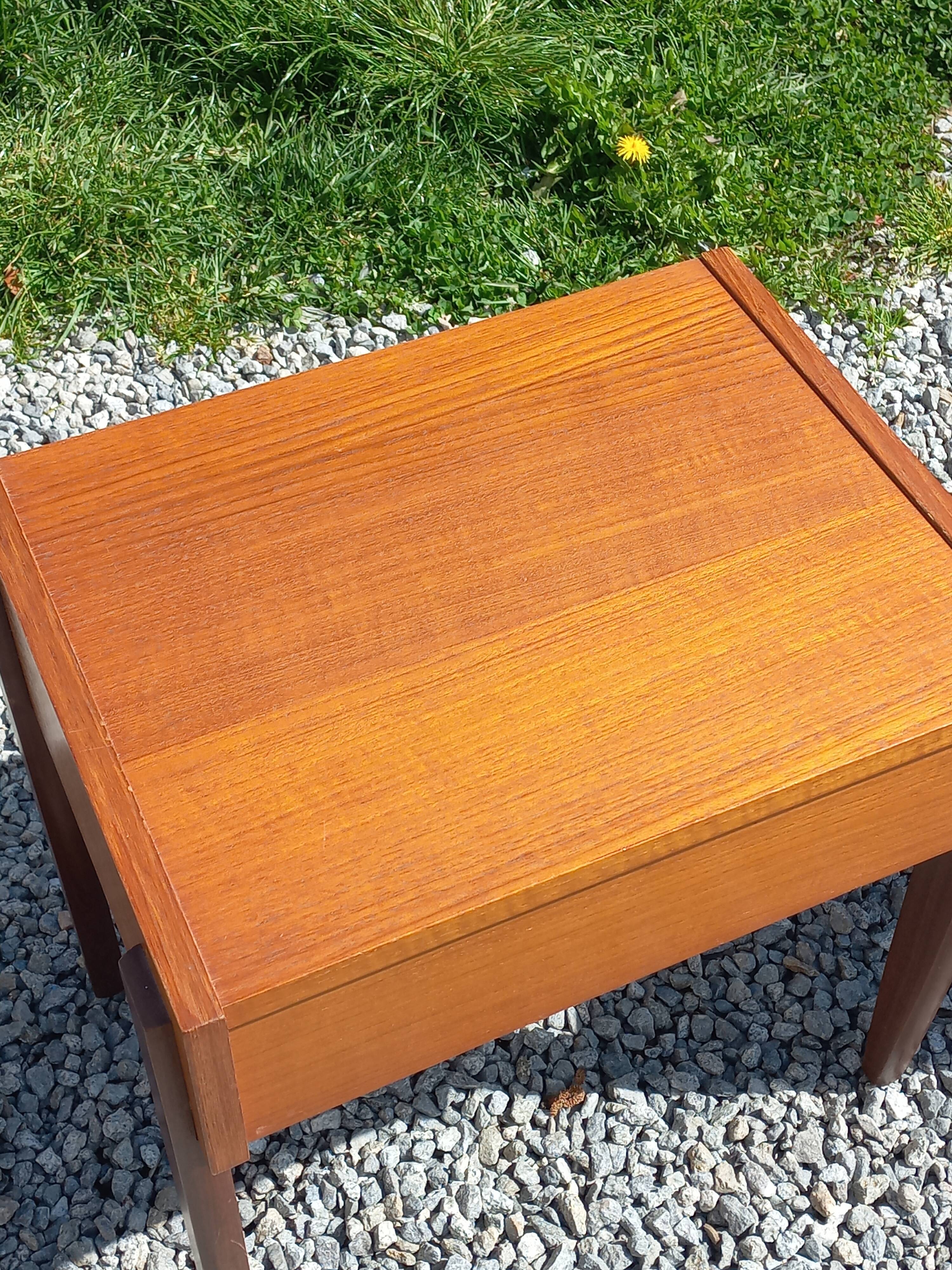 Pair of Scandinavian-style teak bedside tables from the 1970s.