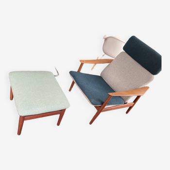 Arne Vodder FD 164 teak armchair and ottoman with footrest