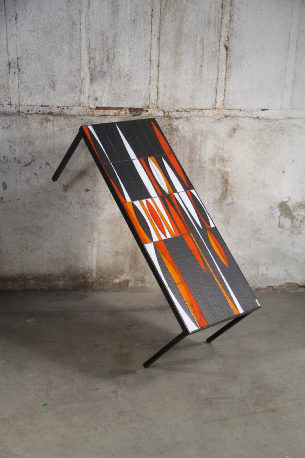 Capron shuttle table