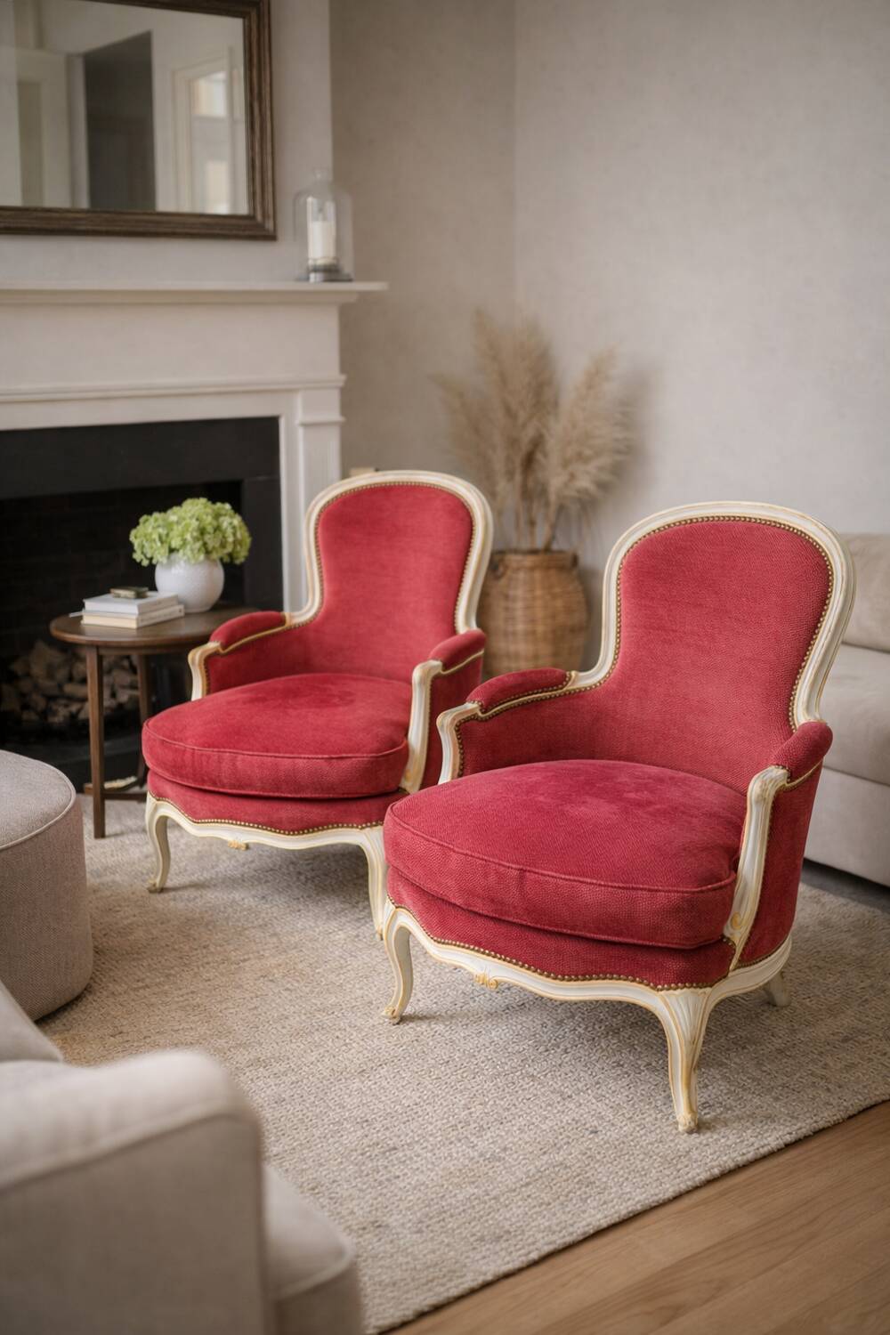 Paire de fauteuils Louis XV en excellent état