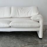 Maralunga 3-seater sofa by Vico Magistretti for Cassina Italy 1973