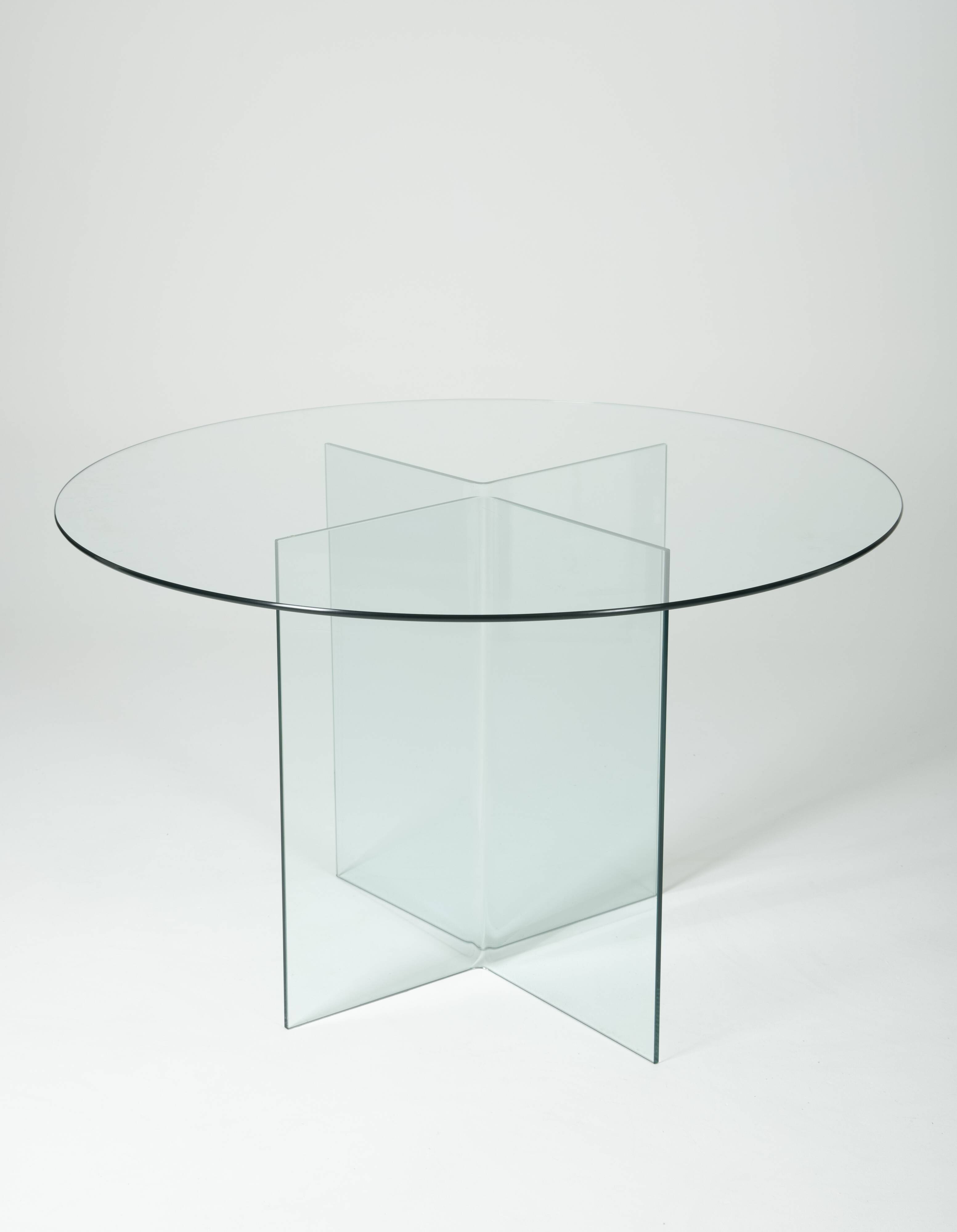 Round glass dining table, 1980s