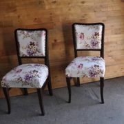 Set of 3 Art Deco chairs in multicoloured velvet with a dark wood frame — 1930s