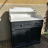 Bathroom furniture from around 1900