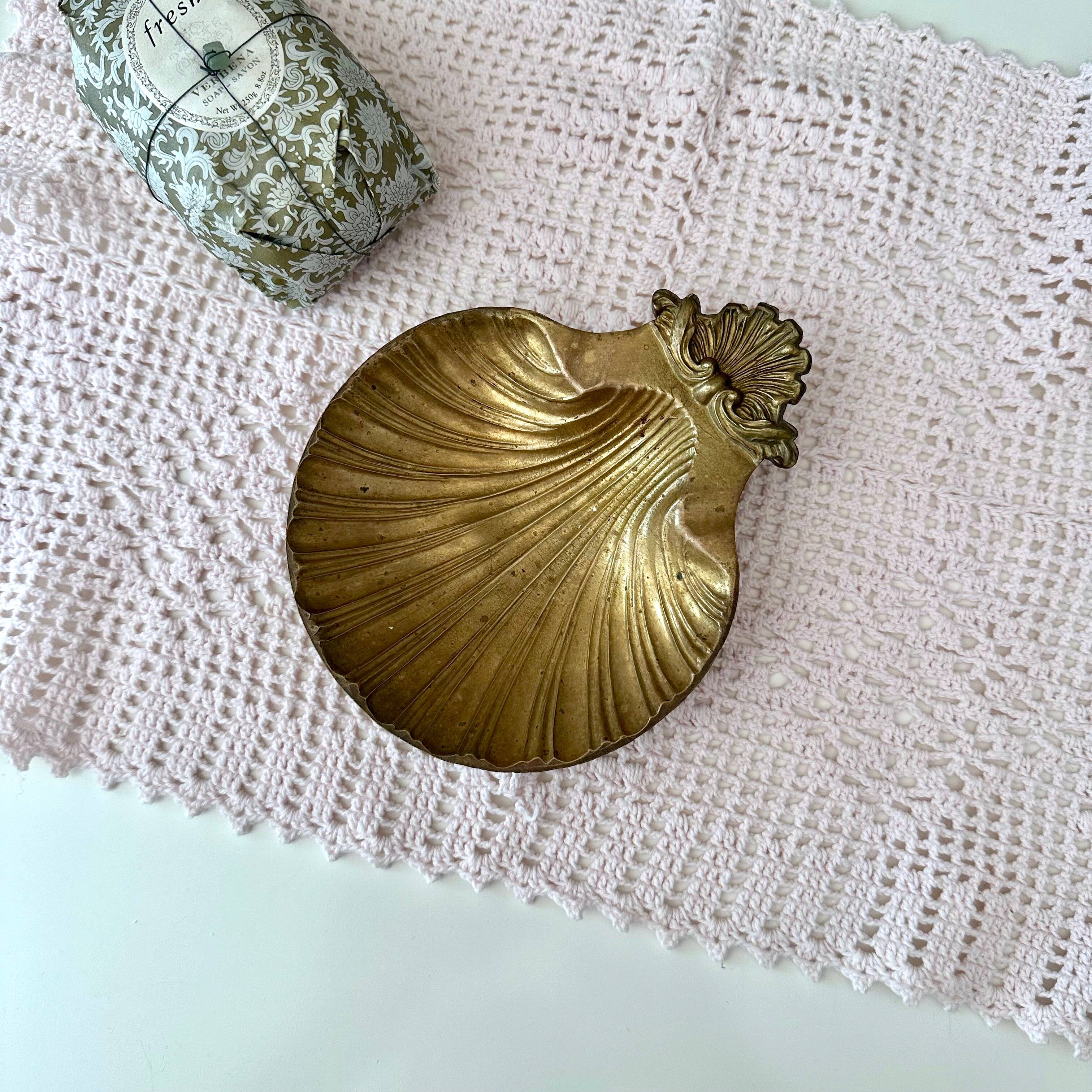 Vintage soap dish shell brass, soap holder gold