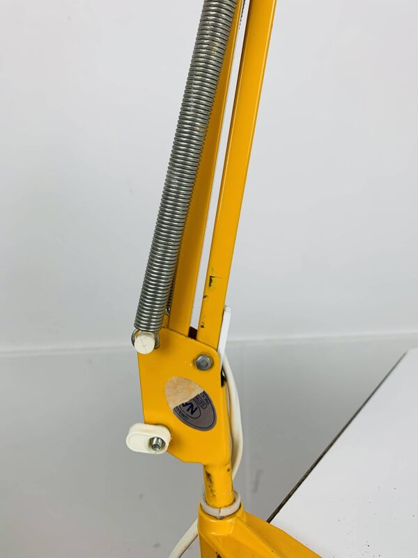 Lampe d'architecte articulée Habitat vintage en métal jaune