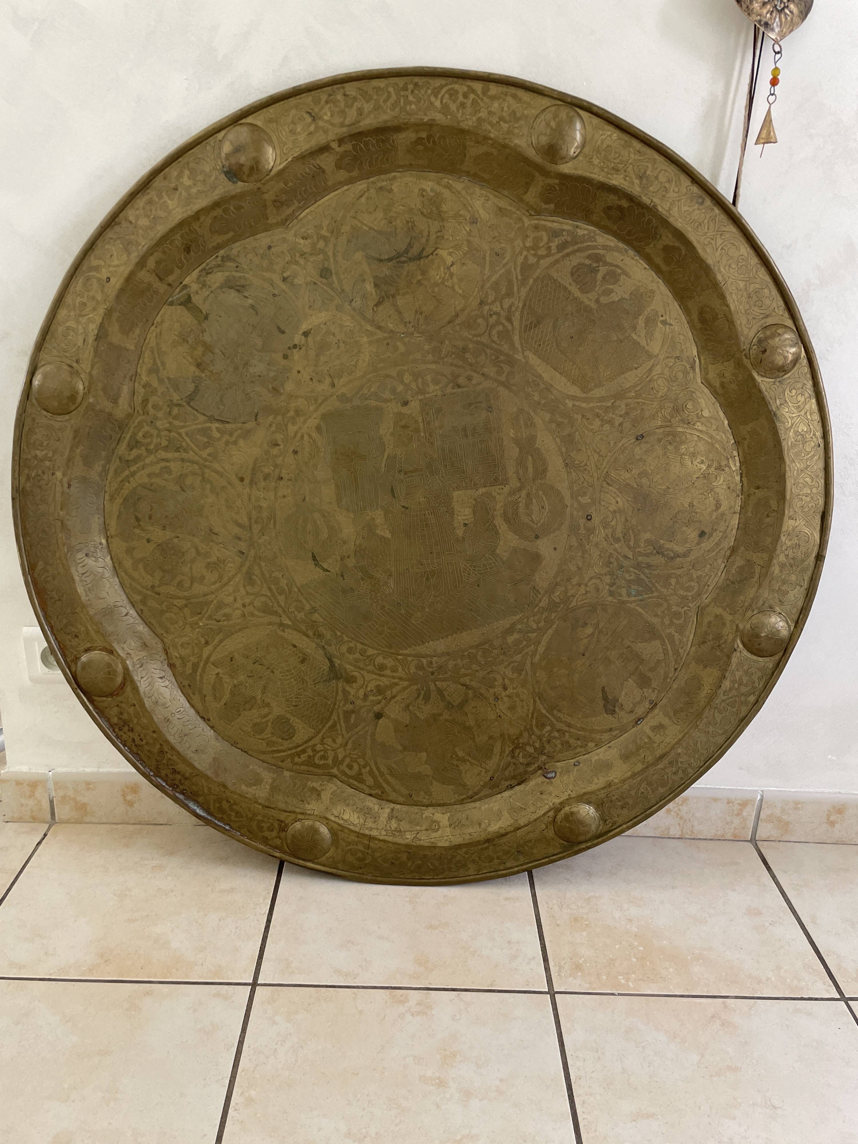 Ancient eastern brass plate engraved with Mamluk decoration – 96