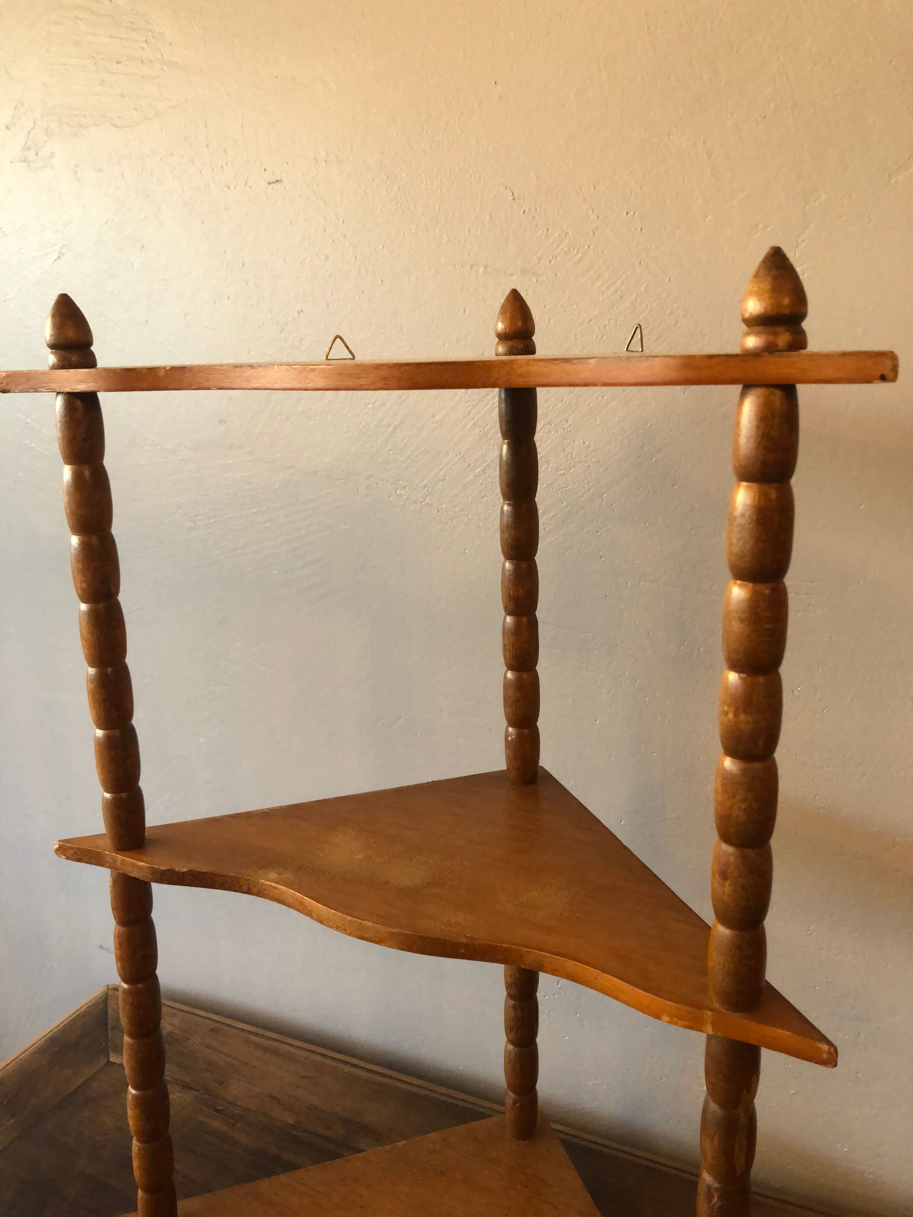 Shelf to be laid or hung