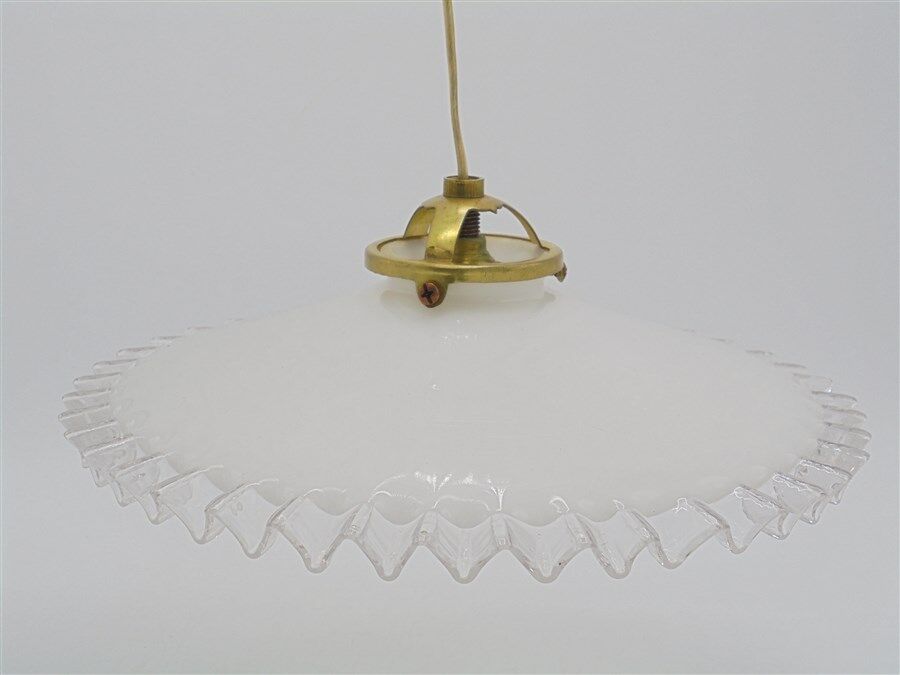 Duo of suspensions in opaline