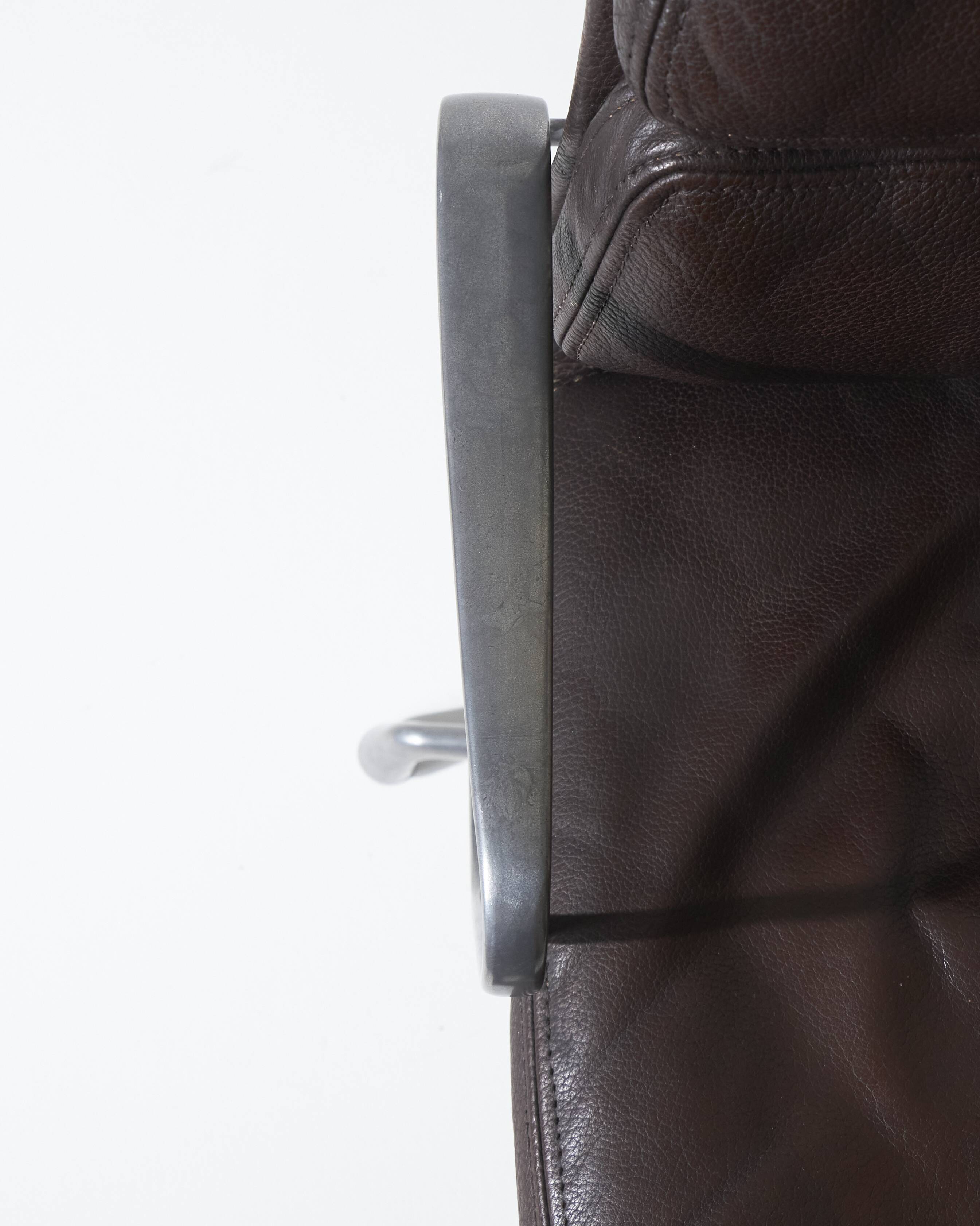 Pair of brown leather sofa pads, Herman Miller, 1970s