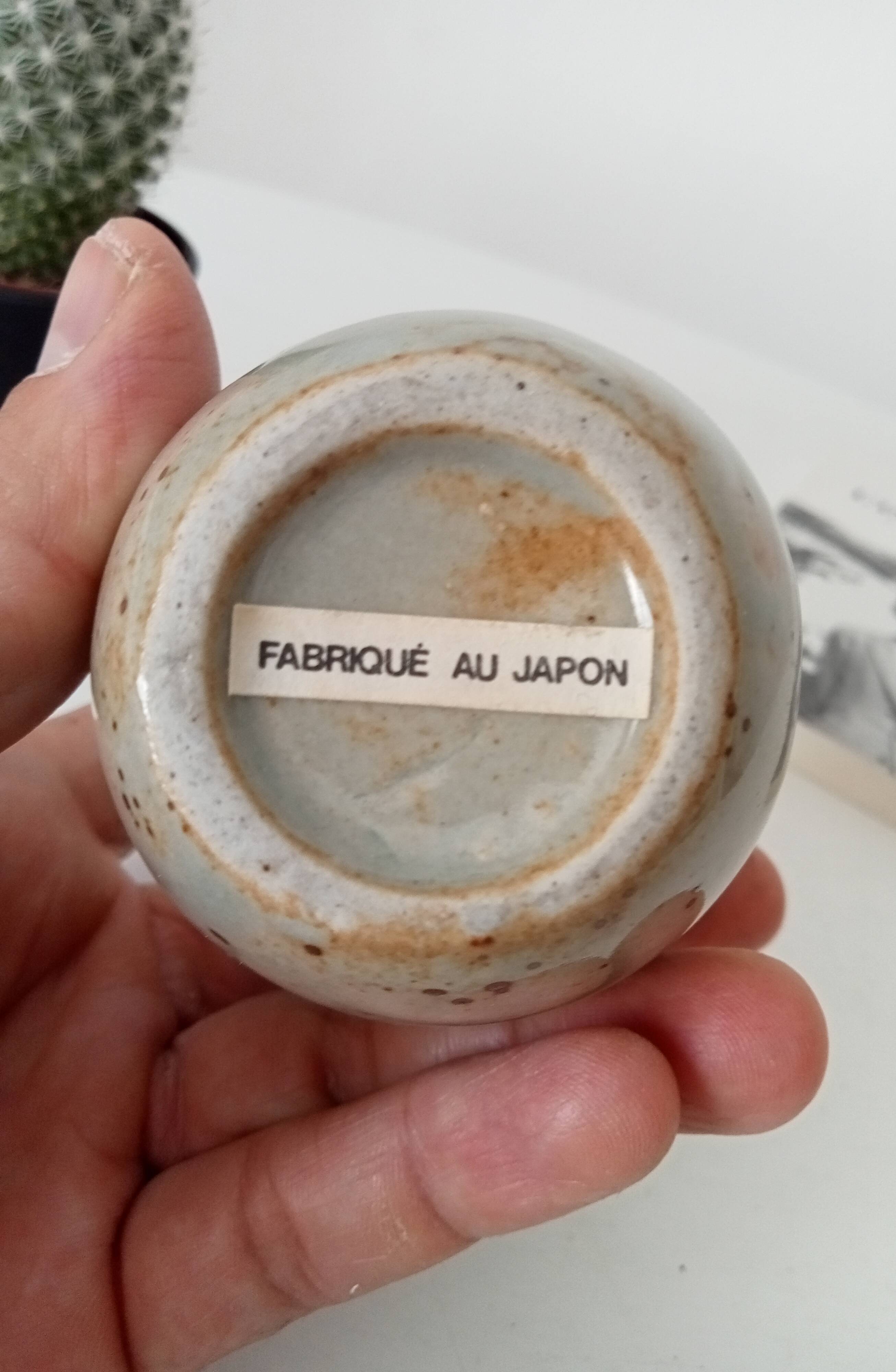 Petit vase vintage japonais en grès moucheté