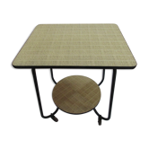 Serving table