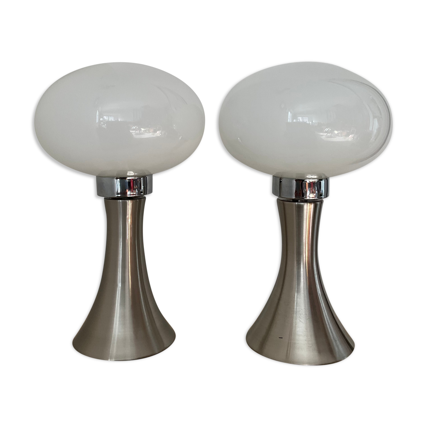 Pair of lamps mushroom opaline and chromed metal 80s
