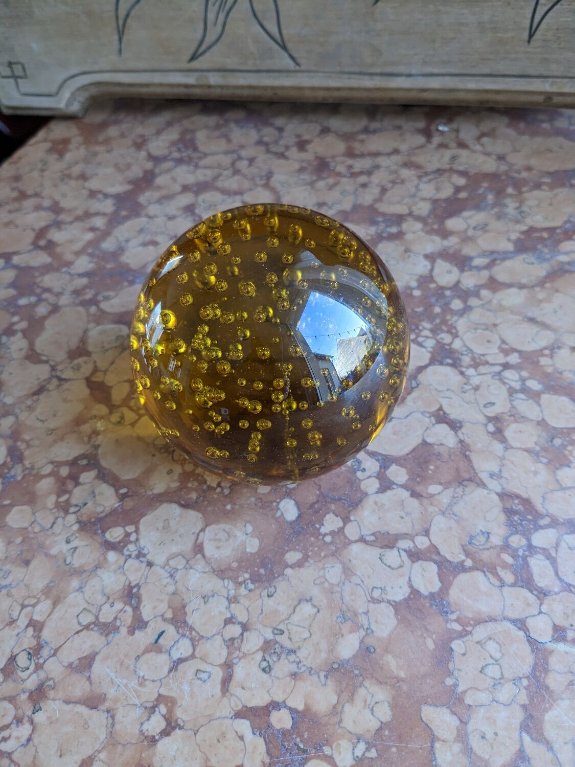 Amber sulphide
