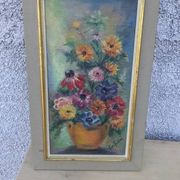 Ancient table, bouquet