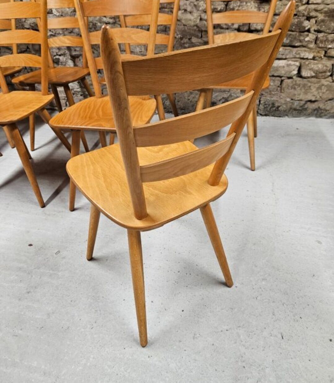 Lot 8 Chaises bistrot Campagnard 1970