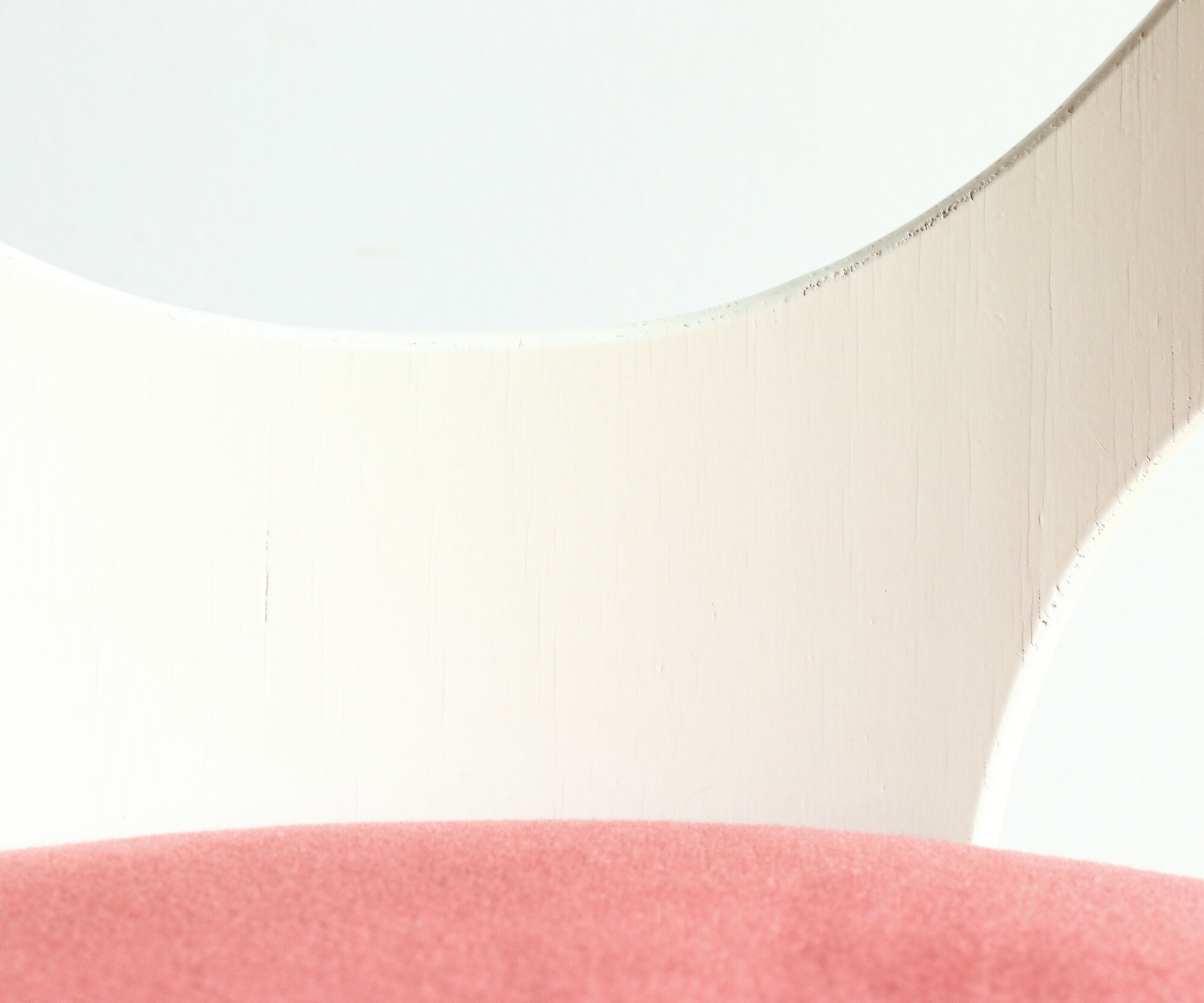 Baumann Seagull chair from the 70s in white lacquered wood and velvet
