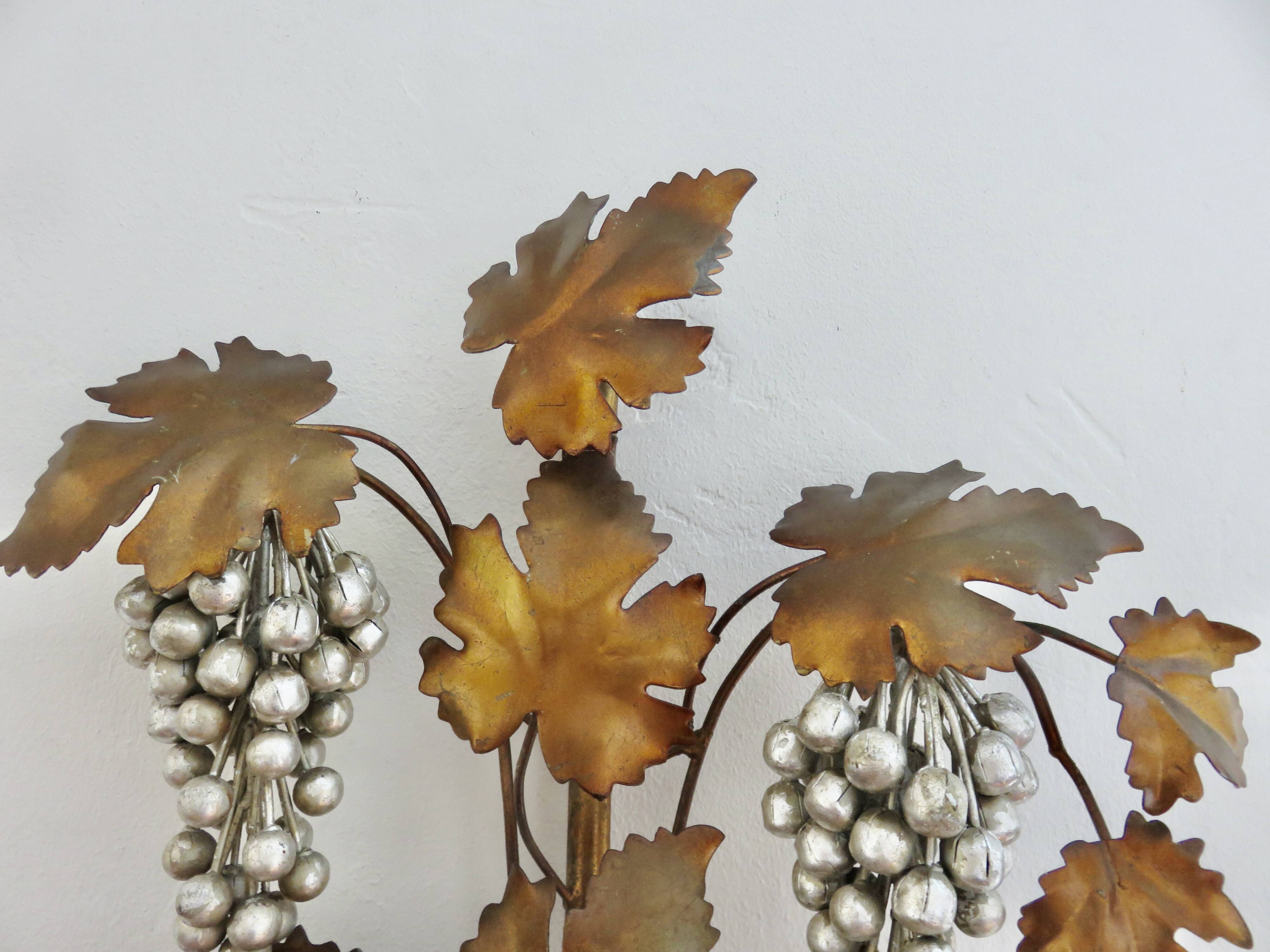 Florentine “grape” wall lamp Italy, 1940 - 1950
