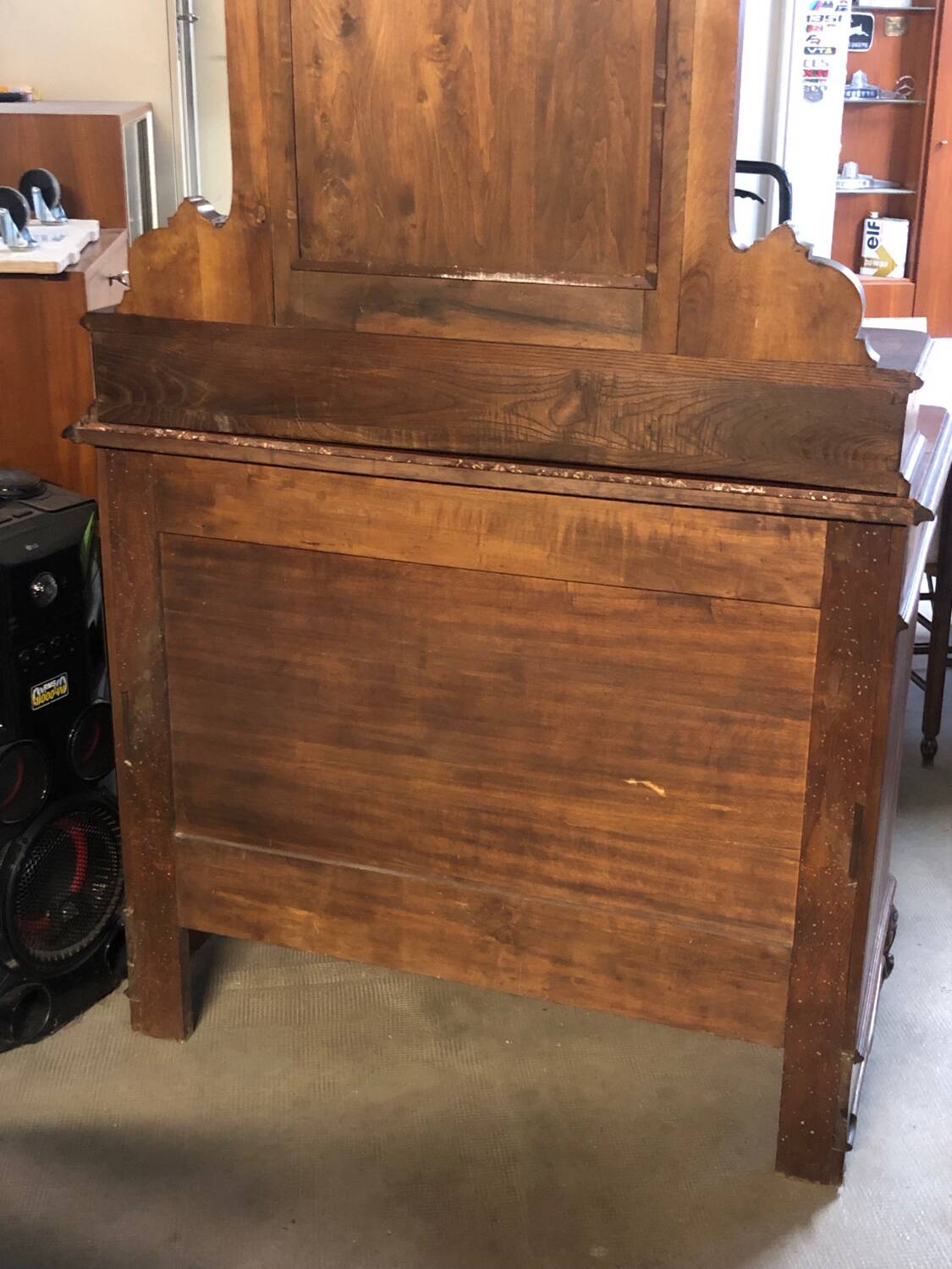 Dressing table chest of drawers with stylish marble top