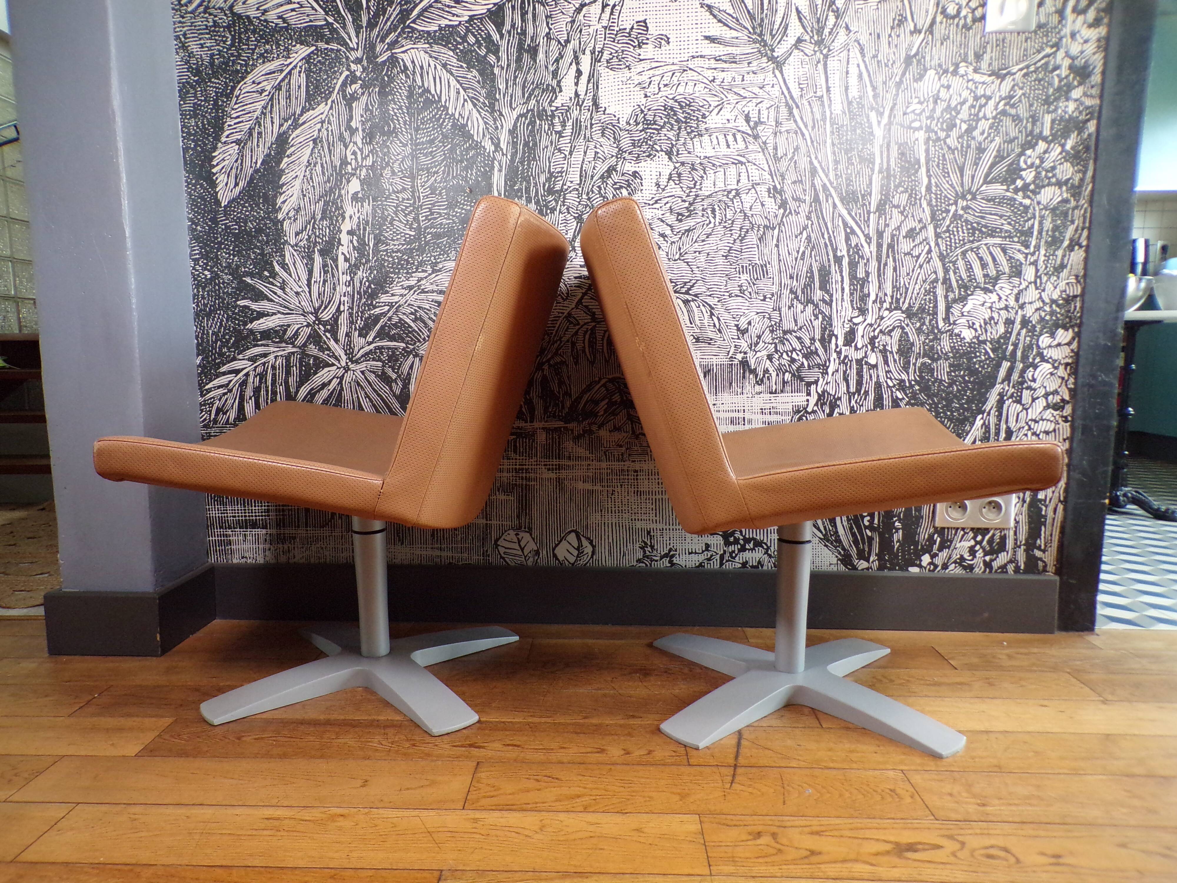 2 fauteuils select largo par harri korhonen pour inno, 2000