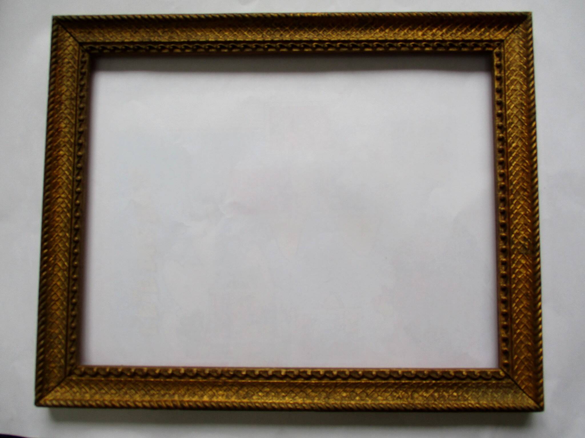 Antique gilded wooden frame for 212 x 272 mm subject